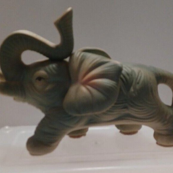 Vintage Pair Of Ceramic Figurine Elephants 10" Textured Trunk Up For Good Luck - Picture 9 of 15